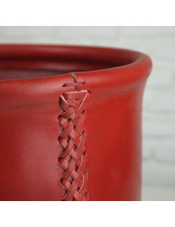 Papelera en color cereza