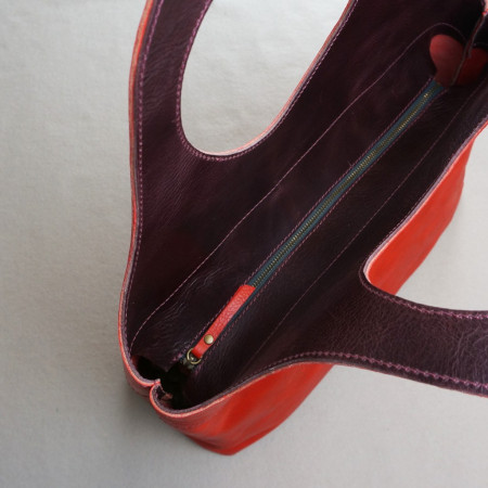 CIRO en color rojo combinado con burdeos