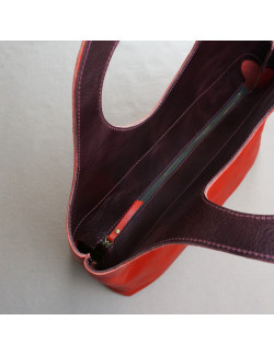 CIRO en color rojo combinado con burdeos