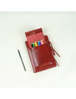 Elena en color cereza