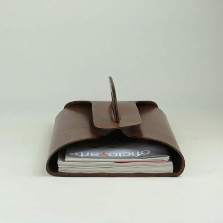 Revistero Tartera en color tabaco