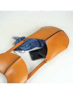 Bolsa Peregrina en color miel