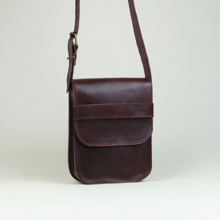 Charly color burdeos