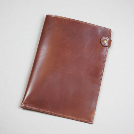 Dosier en color tabaco