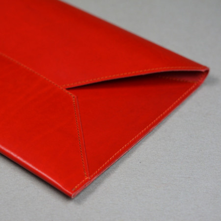 Sobre Grande en color rojo