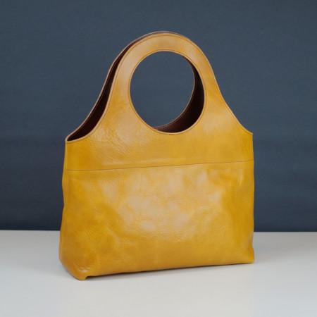 CIRO en color amarillo combinado con tabaco