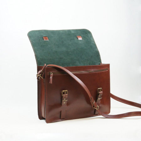 Cartera Mateo en color tabaco