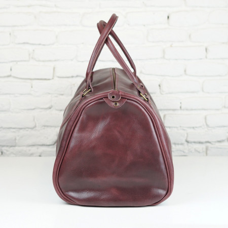 Bolsa de Viaje en color burdeos cosida en burdeos