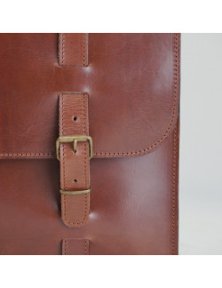 Cartera Mateo en color tabaco