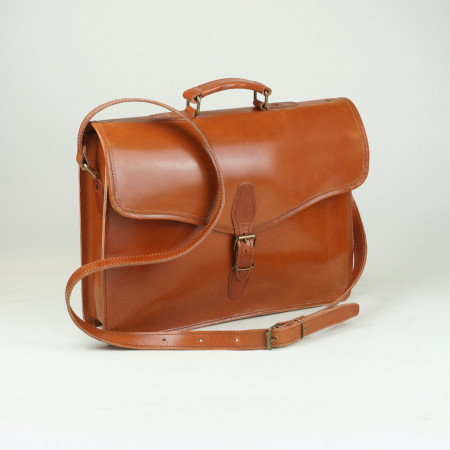 Cartera Prieto en color original