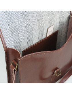 Cartera Prieto en color tabaco