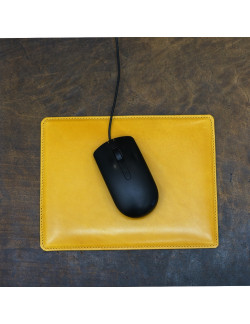 Alfombrilla en color amarillo