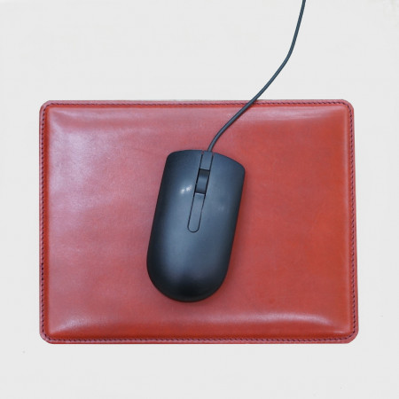 Alfombrilla en color cereza