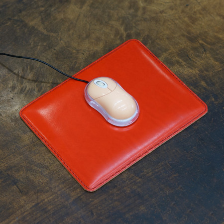 Alfombrilla en color rojo