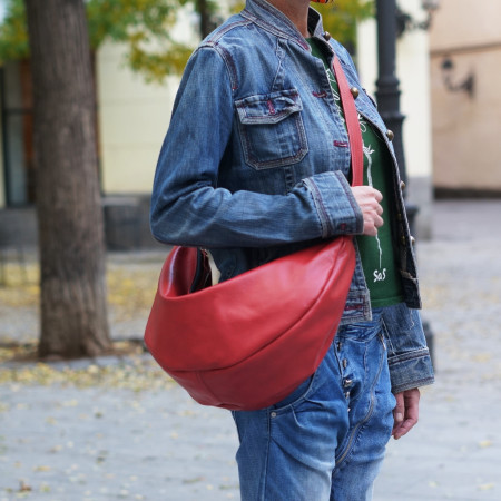 Conchita en color rojo