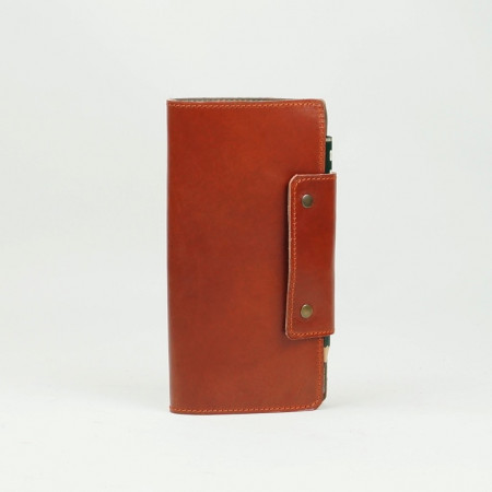 Reporter en color original combinado con gris en el interior