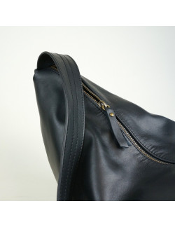 Conchita en color negro