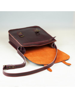 Holanda vertical en color burdeos, cosida en naranja y forrada en serraje naranja