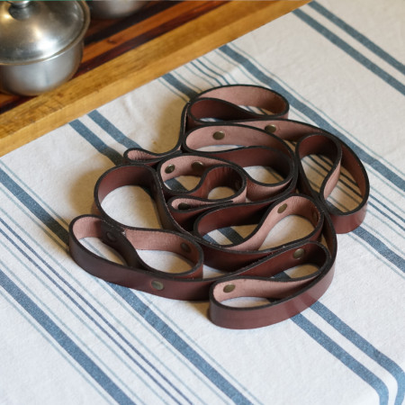 Salvamanteles en color tabaco