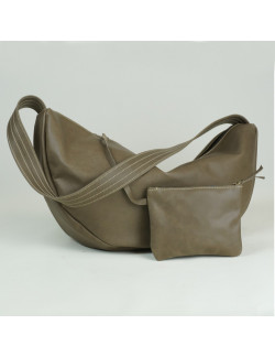 Conchita en color gris