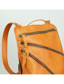 Octavia en color calabaza cosida en marrón