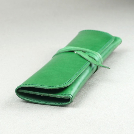 Plumier en piel verde