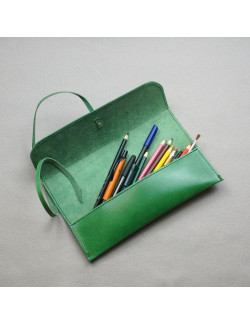 Plumier en piel verde