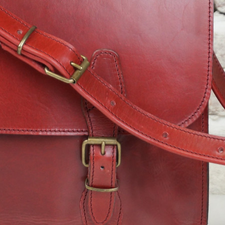 Cartera Holanda horizontal en color cereza