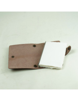 Piel i Papel 001 en color tabaco