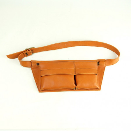 Alforja Ana color calabaza cosida con hilo marrón claro