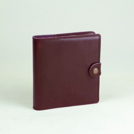 Libro Cuadrado en color burdeos